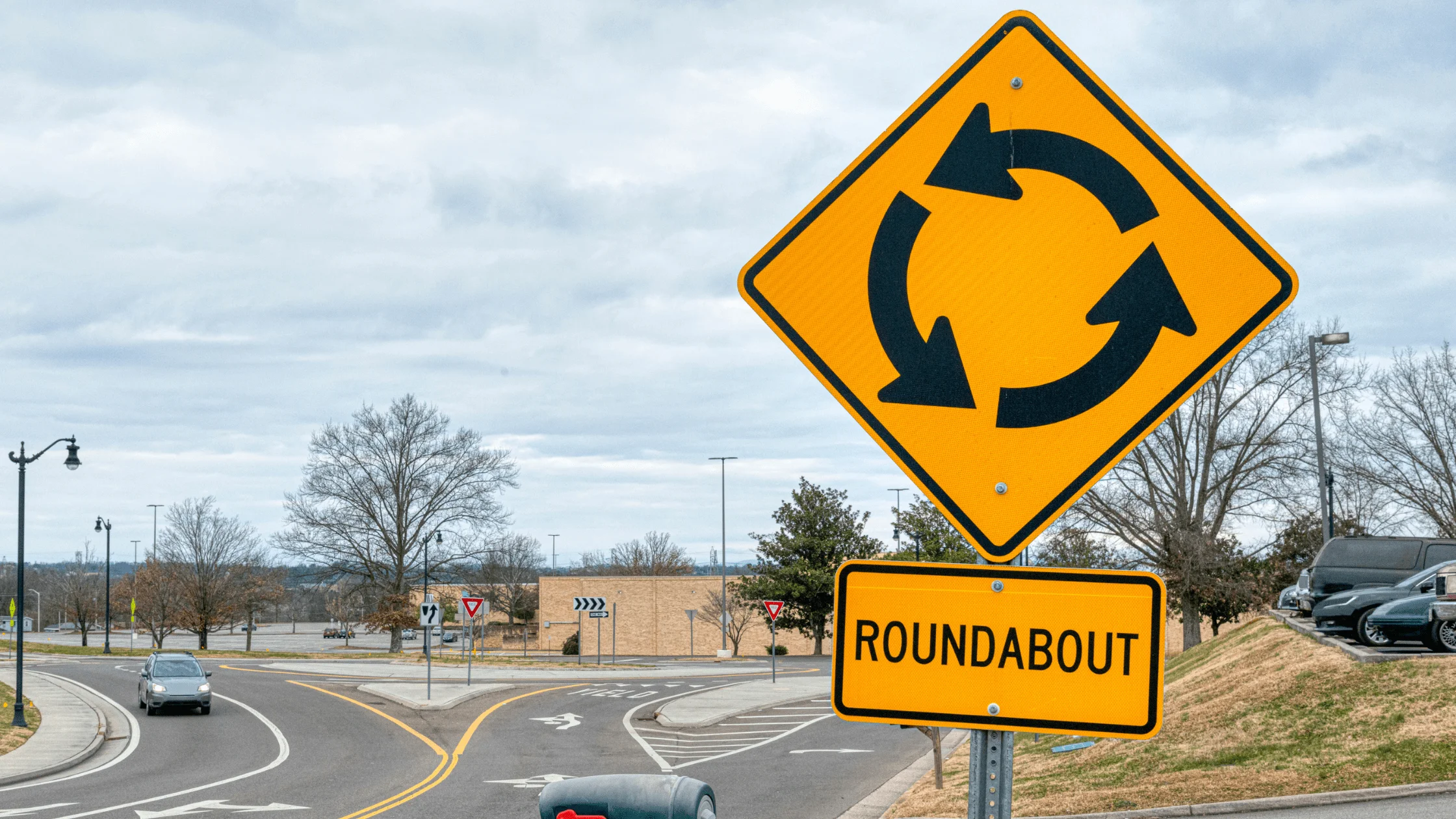 Michigan Roundabouts: How to Safely Navigate Those Confusing Traffic Circles