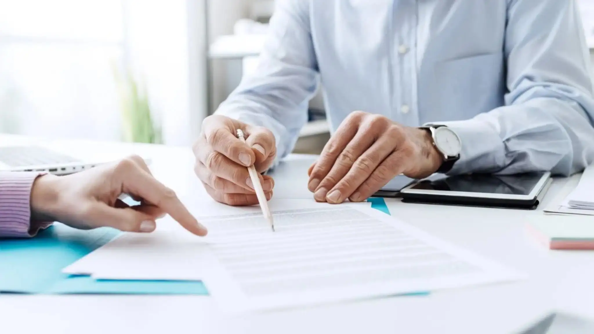 Why Insurance Companies Want You to Settle Fast (And Why You Shouldn’t)